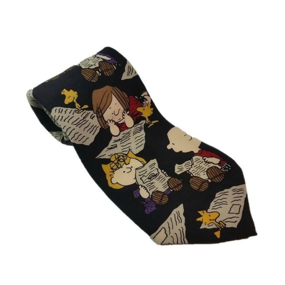 Peanuts Gang Neck Tie Whos Got The Comics Charlie Brown Woodstock Snoopy READ